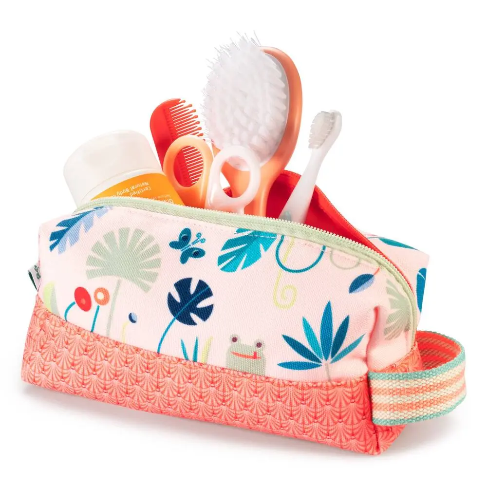 14613-ana-s-trousse-1.webp