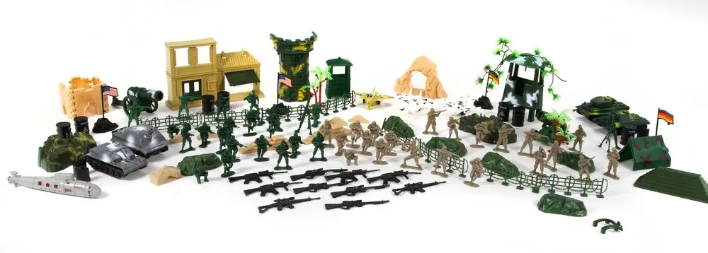 130 PIECES SOLDATS - ENSEMBLE DE FIGURINES MILITAIRES - VEHICULES ET ACCESOIRES